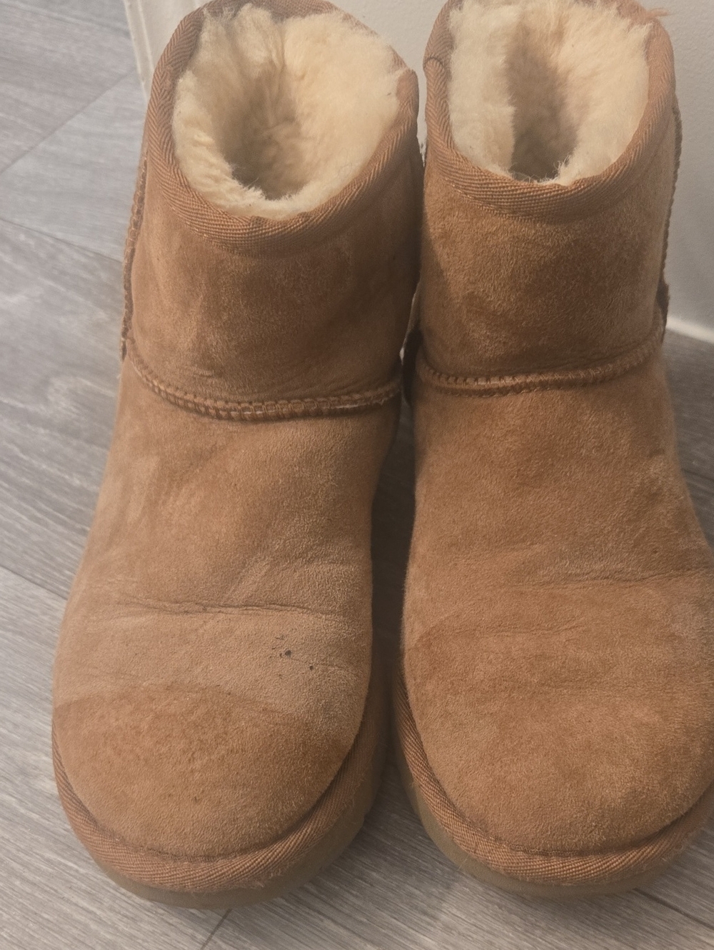 UGG Classic Mini Boots Suede Chestnut Tan US Women's Size 6 - Picture 2 of 5